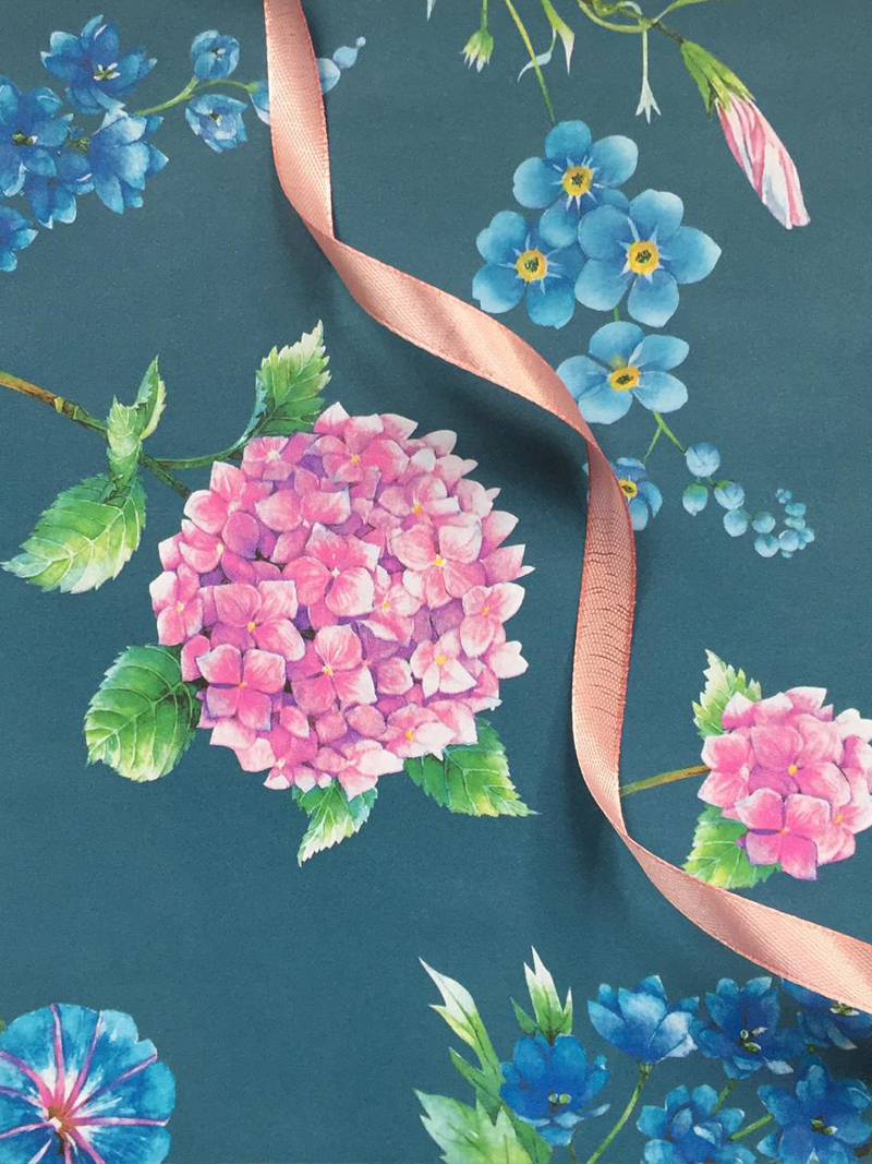 podarunkoviyi-papir-tayemniyi-sad-siniyi